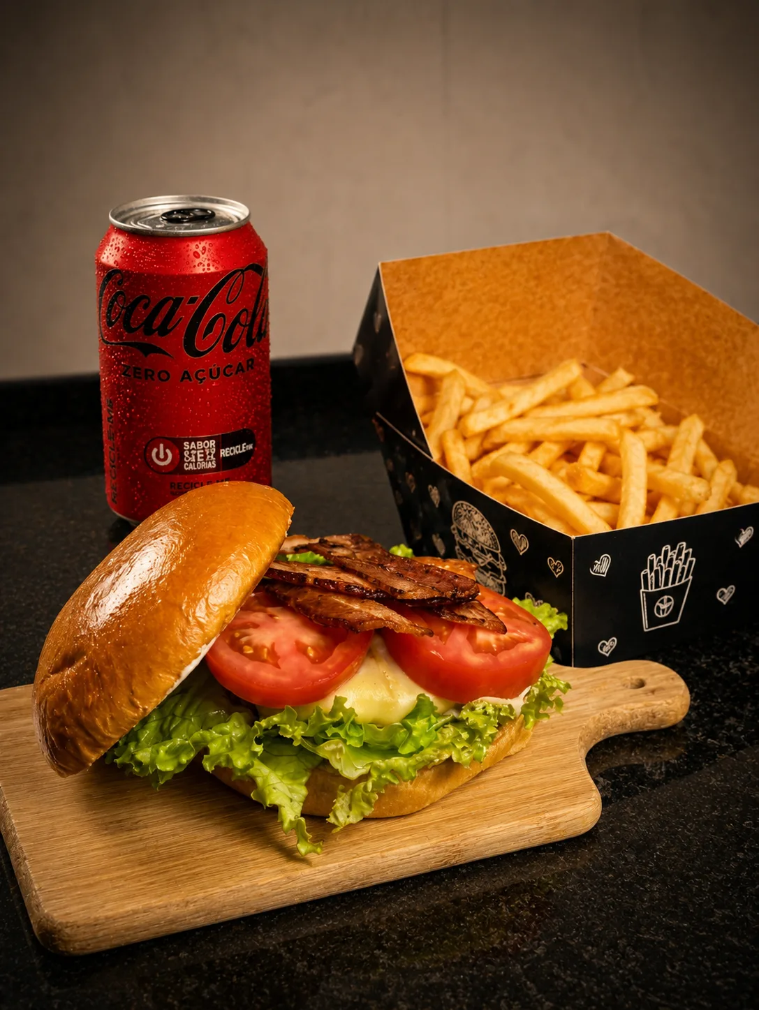 Combo Gran Bacon com hambúrguer, fritas e refrigerante